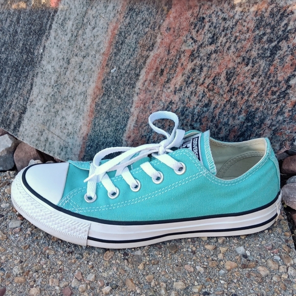 Converse all star classic canvas low top lace up sneakers womens sz 6 light blue - Picture 2 of 8